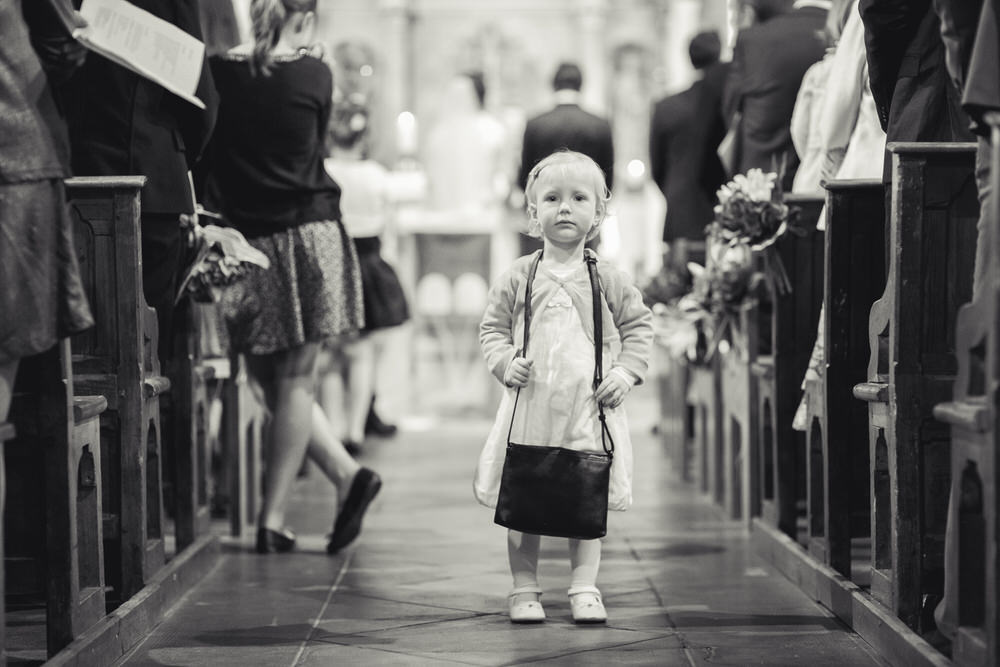 mariage-eglise-la-baule-enfant